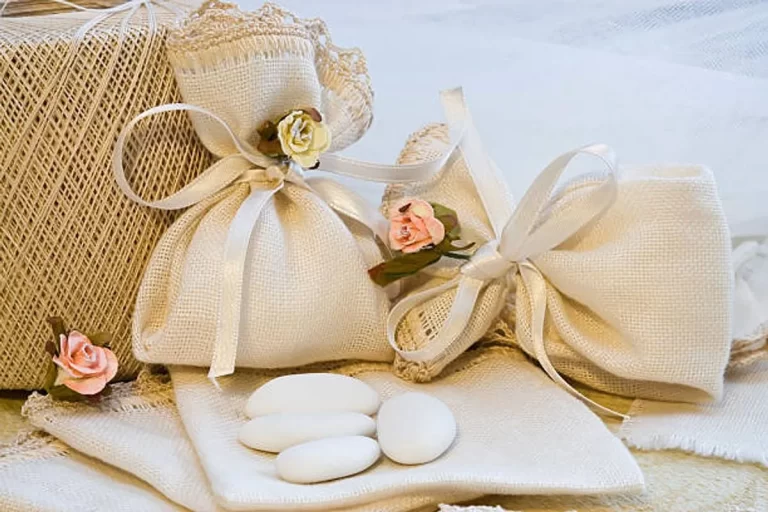 Souvenir Tas untuk Pernikahan Unik dan Elegan